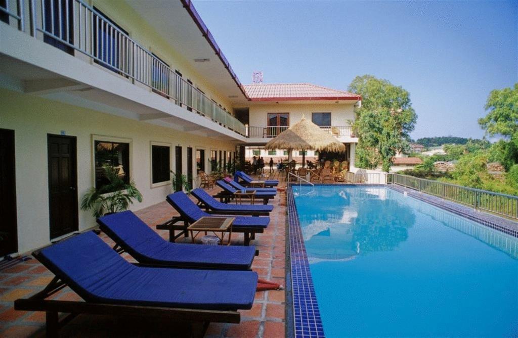 Aqua Family Resort Sihanoukville Buitenkant foto